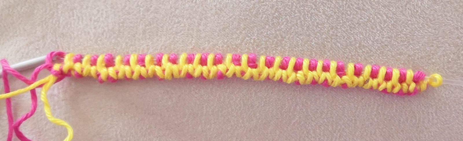 Blog-Inhaltsbild für 'Untersetzer mit Herz - Doubleface Einsteiger-Projekt inkl. Grundkurs'